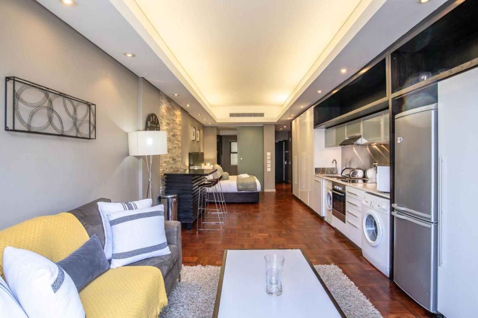 Modern In Mandela Rhodes With Rooftop Pool Apartment
